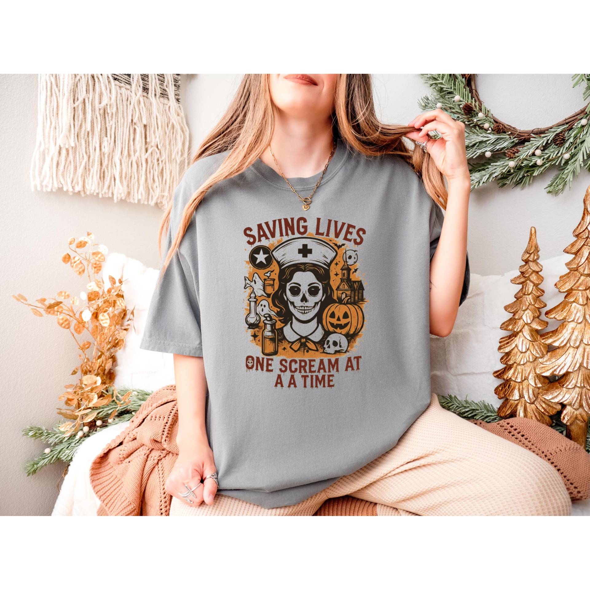 Lustiges Halloween-Krankenschwester-T-Shirt | Halloween-Krankenschwester Geschenk Für Intensivstation, Notaufnahme, Krankenschwester-Krankenpflege von FabrikateX