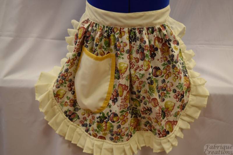 Retro Vintage 50S Style Halbschürze - Sommerfrüchte Auf Creme Retro Vintage 50S Style Halbschürze - Sommerfrüchte Auf Creme von FabriqueCreations