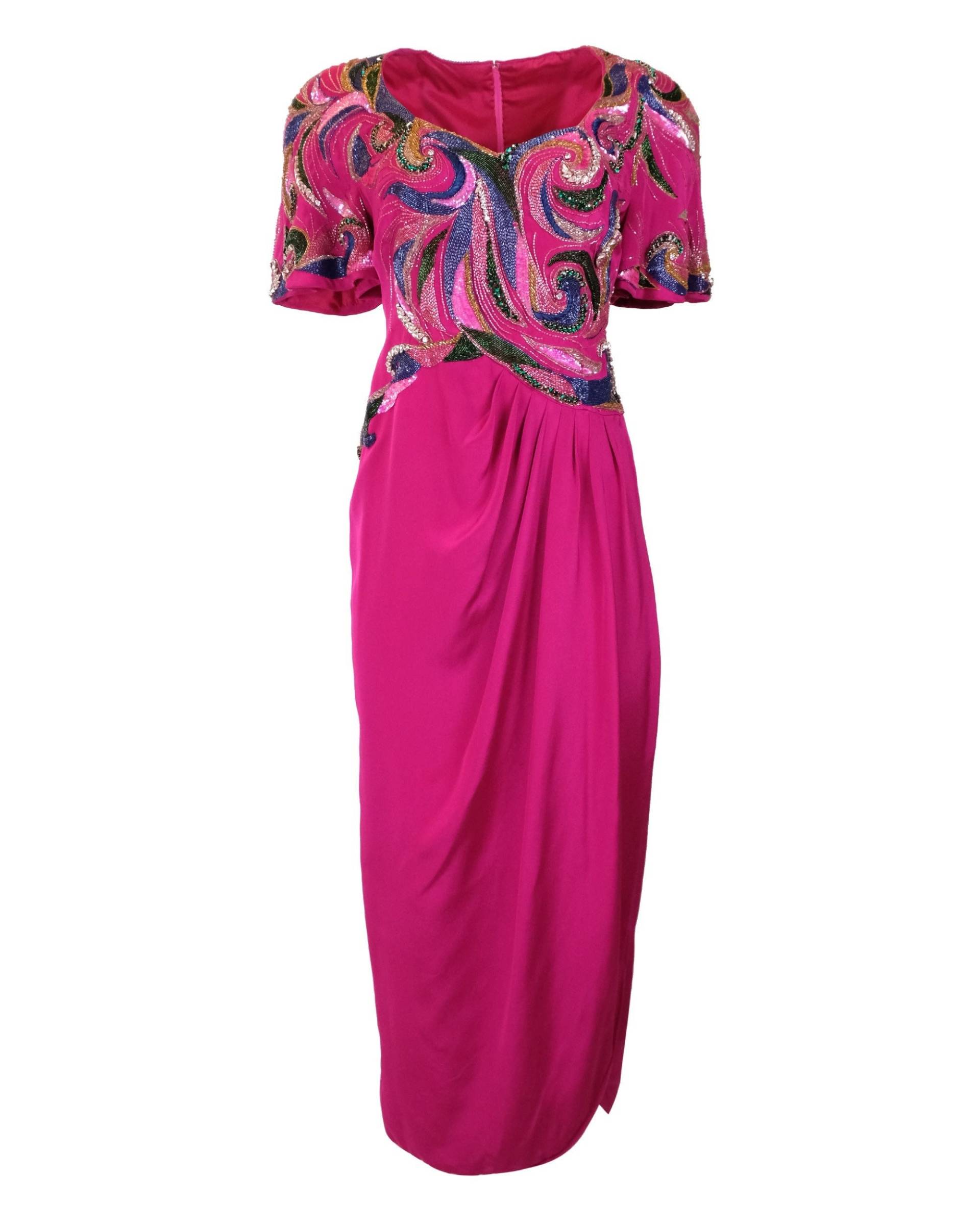 Vintage 80Er Jahre Darnell Of London Couture Kleid Kristallverzierte Rosa Seide, Grösse M Vintage 80Er Jahre Darnell Of London Couture Kleid Kristallverzierte Rosa Seide, Grösse M von FabulistCostume