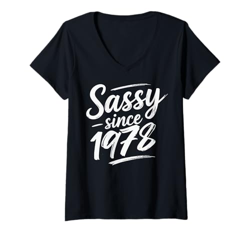 Damen Funny Attitude Sassy Since 1978 Retro Mama Wife Sass Queen T-Shirt mit V-Ausschnitt Damen Funny Attitude Sassy Since 1978 Retro Mama Wife Sass Queen T-Shirt mit V-Ausschnitt von Fabulous Class Since 1978 Trendy Birthday Girl QFJ