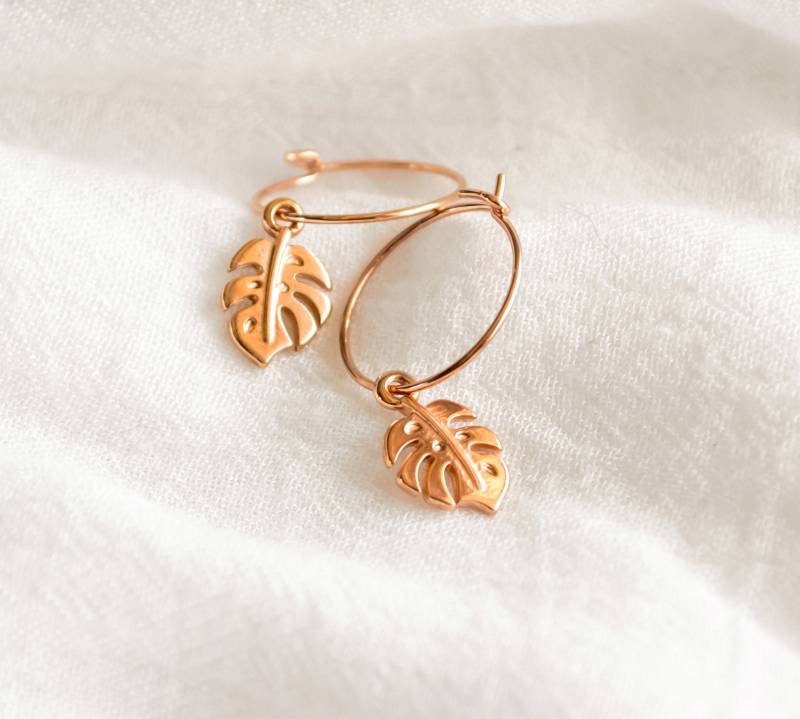 Filigrane Creolen Mit Blatt Anhängern - Silberfarben/Rose Goldfarben Leichte Ohrringe Boho Monstera Tropical Summer von FabulousFunkys