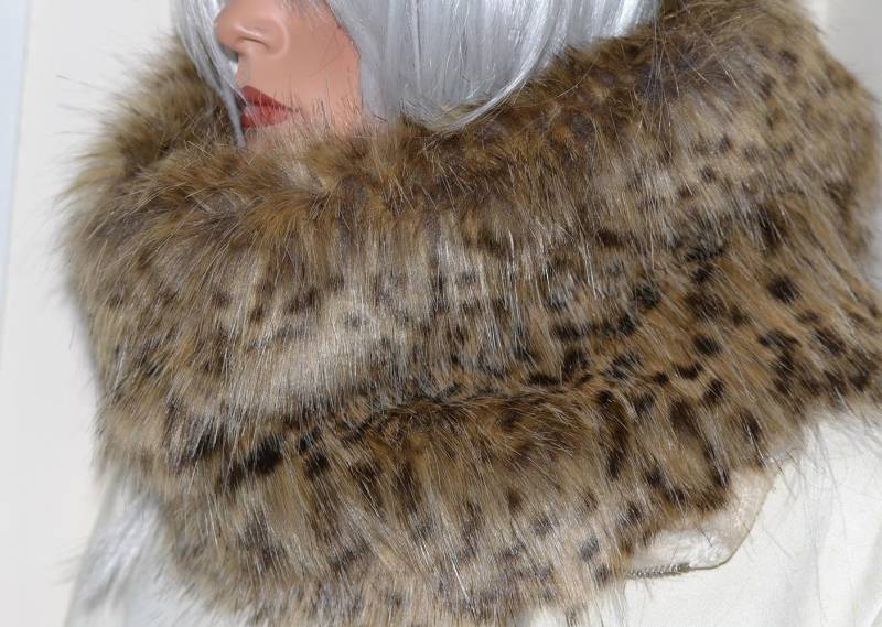 Animal Print Fell Snood/Schlauchschal Aus Luxuriösem Leopard Geparden Kunstpelz Animal Print Fell Snood/Schlauchschal Aus Luxuriösem Leopard Geparden Kunstpelz von FabulousFur