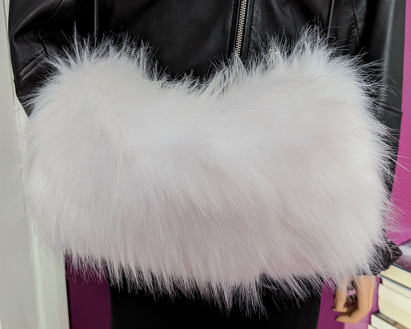 Großer Weißer Fell Muff. Hand Muff Aus Langem Dicken Rein Weißen Kunstfell Großer Weißer Fell Muff. Hand Muff Aus Langem Dicken Rein Weißen Kunstfell von FabulousFur