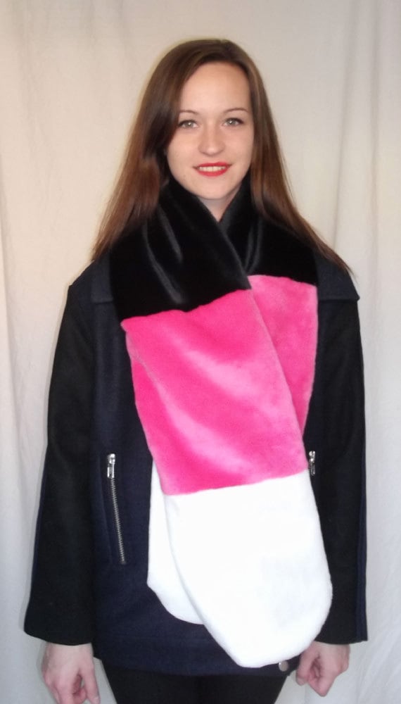 Lange Bunt Faux Pelz Schal in Fuscia Pink, Elfenbein Und Schwarz Lange Bunt Faux Pelz Schal in Fuscia Pink, Elfenbein Und Schwarz von FabulousFur
