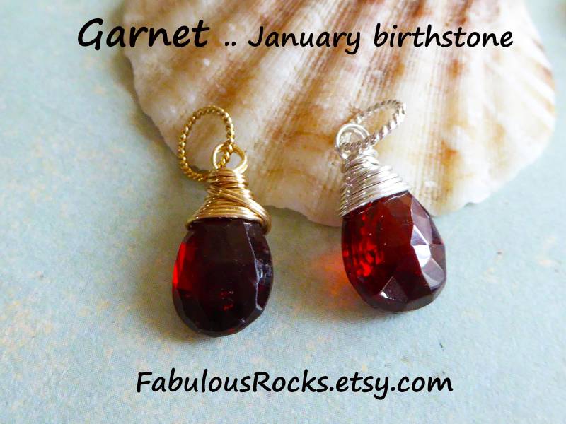 Große Granat Anhänger Birne, Januar Birthstone Schmuck Draht Gewickelt Geschenk Für Freund Mutter Brautjungfer Gd12 von FabulousRocks