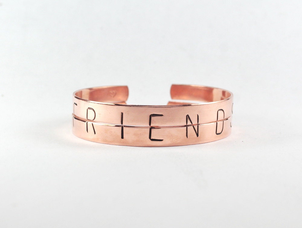 Freundschaftsarmband Set, Für Zwei, Split Halb Wort Manschetten Armreifen, Bf Armband Geschenk, Beste Freundin Schmuck Freundschaftsarmband Set, Für Zwei, Split Halb Wort Manschetten Armreifen, Bf Armband Geschenk, Beste Freundin Schmuck von FabulousStamping