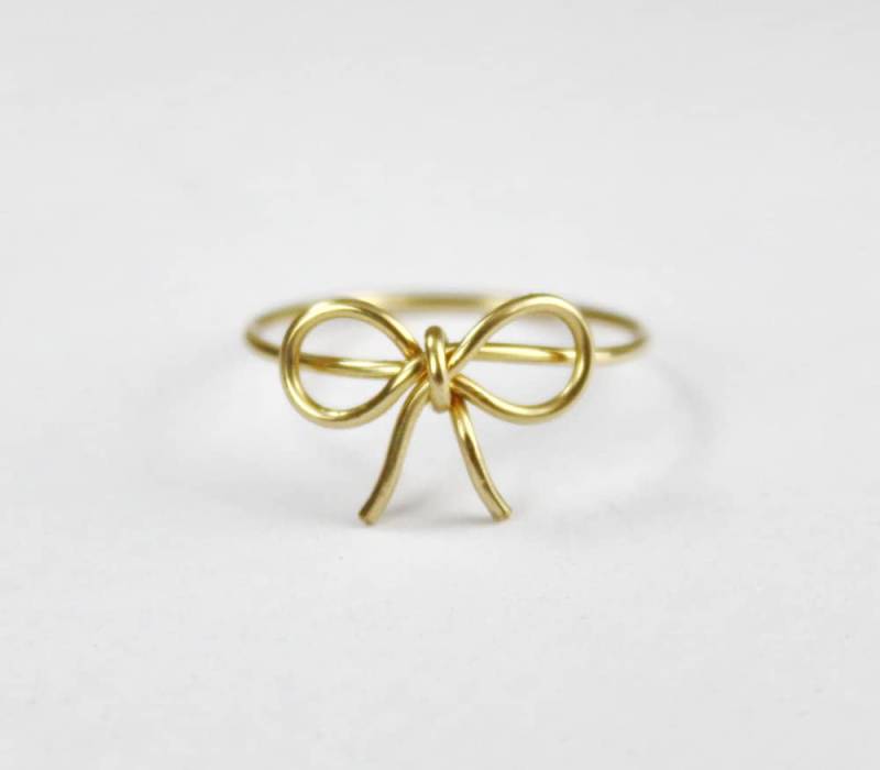 Fliege Ring, Gold Filled Wire Wrap Vergissmeinnicht Knoten Liebesknoten Versprechen Freundschaft Ring von FabulousWire