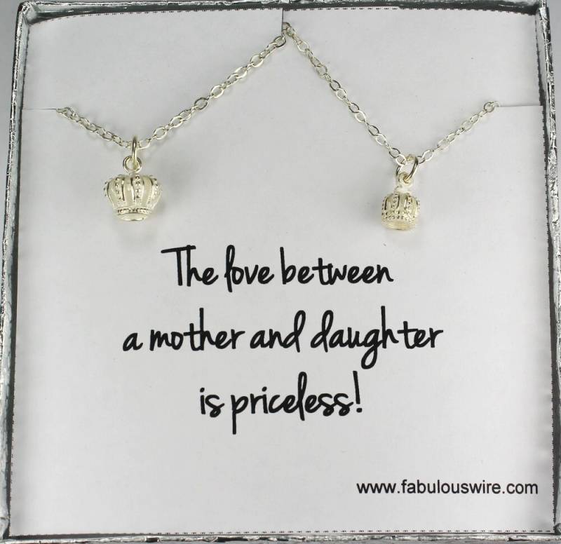 Mutter Tochter Match Krone Halskette Set, Königin Halskette, Prinzessin Sterling Silber Familie Schwestern Geschenk Y082 von FabulousWire