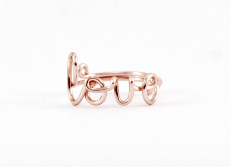 Rose Gold Liebe Ring, Rosa Draht Liebhaber Statement Geschenk Für Geliebte, Mutter Tochter Schwestern Freunde Geschenk-Ring von FabulousWire