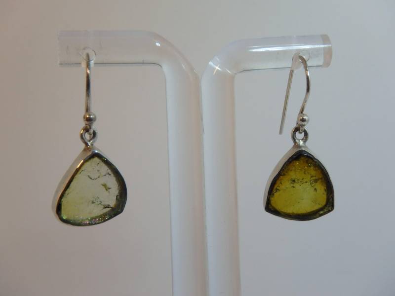 Turmalin Silber Tropfen Ohrringe von FacetCutterDesigns