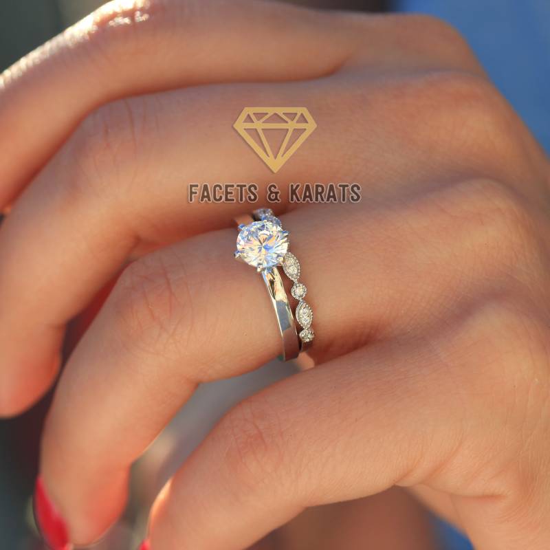 1 Karat Rundschliff Solitär-Verlobungsring & Art-Deco-Ehering Im Set Aus Massivem Echtem 14K Weißgold, Erhältlich in Roségold Und Gelbgold von FacetsandKarats