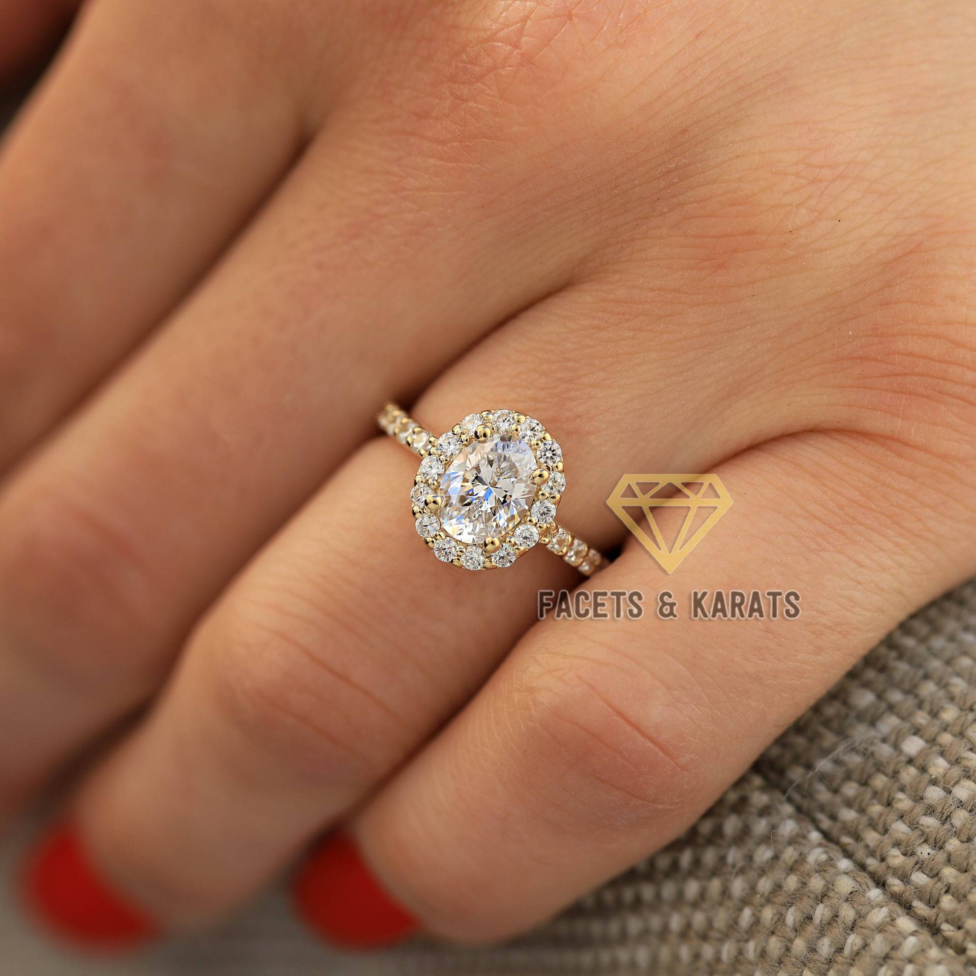 1.25 Karat Ovale Niedrige Einstellung Halo Verlobungsring Ehering, 14K Massives Gelbgold - Weißgold - Roségold Facetten Und Auf Etsy von FacetsandKarats