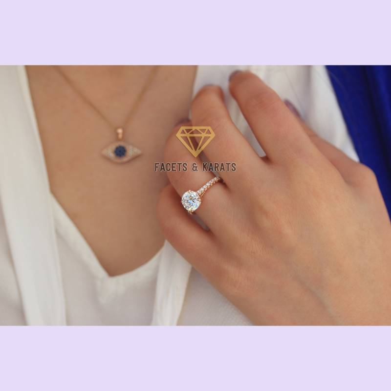 2 Karat Französisch Pave Verlobungsring Hergestellt in Massiv 14K Roségold Ehering Rundschliff Handgefertigter Jubiläumsring Für Sie Von Facetten Und von FacetsandKarats