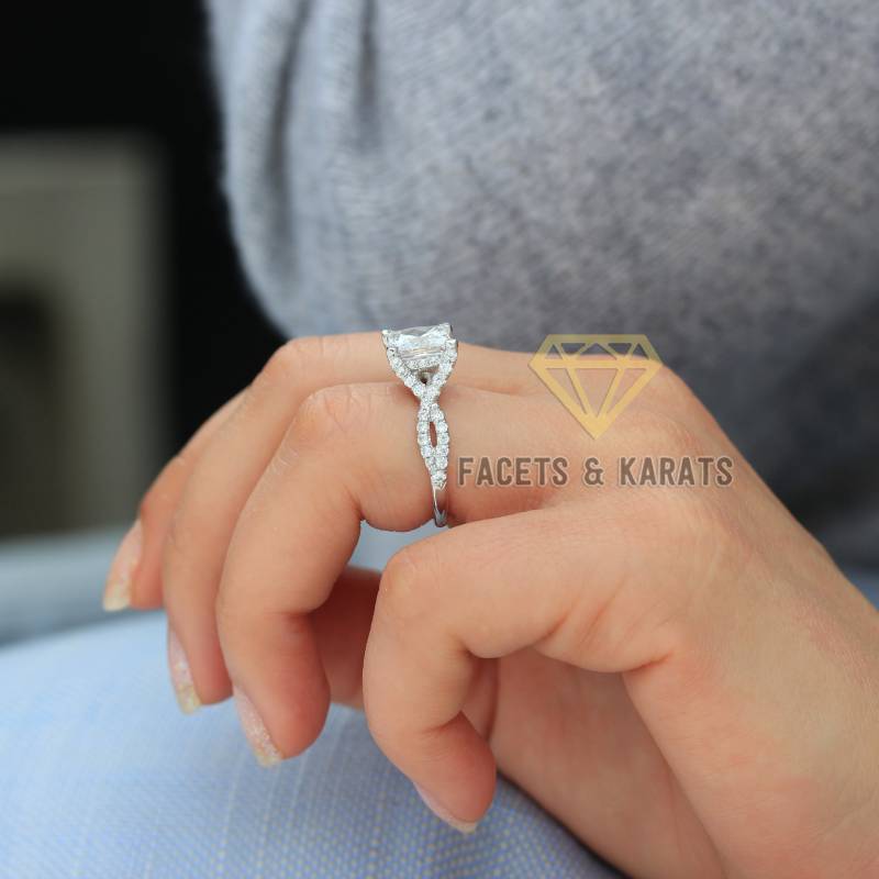 3 Karat Princess Cut Verlobungsring, Twist Infinity Ehering, Weißgold Brautring, Einzigartige Quadrat Verlobungsring von FacetsandKarats