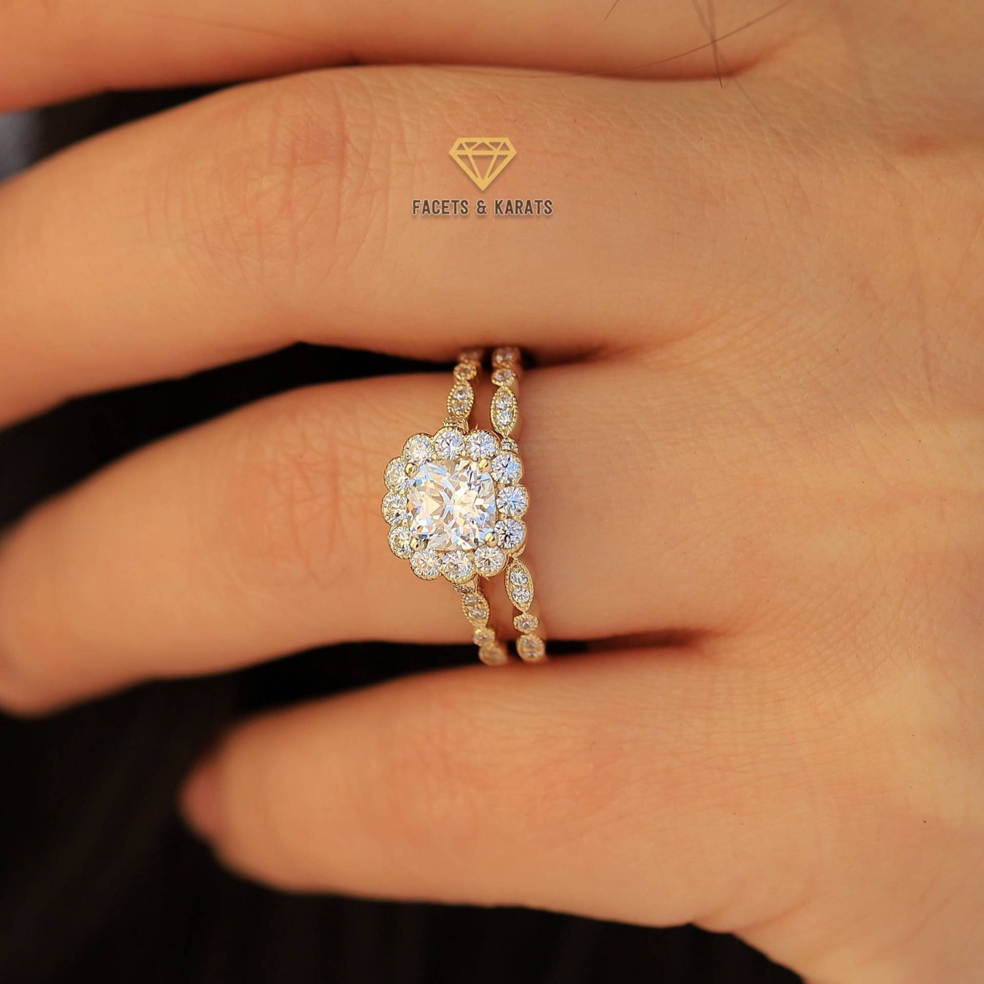 Vintage Hochzeit Ring Set Kissenschliff Verlobungsring Set, 14K Solid Gold Brautring Von 2, Simulierte Diamant Versprechen Ringset Für Frauen von FacetsandKarats