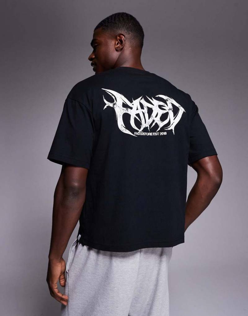 Faded Store - Cropped-T-Shirt in Schwarz mit Schattenprint auf der Rückseite von Faded Store