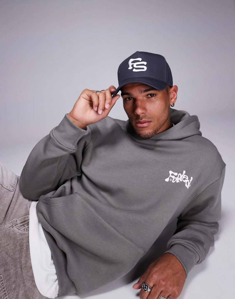 Faded Store - Trucker-Kappe in Dunkelgrau mit Logo von Faded Store