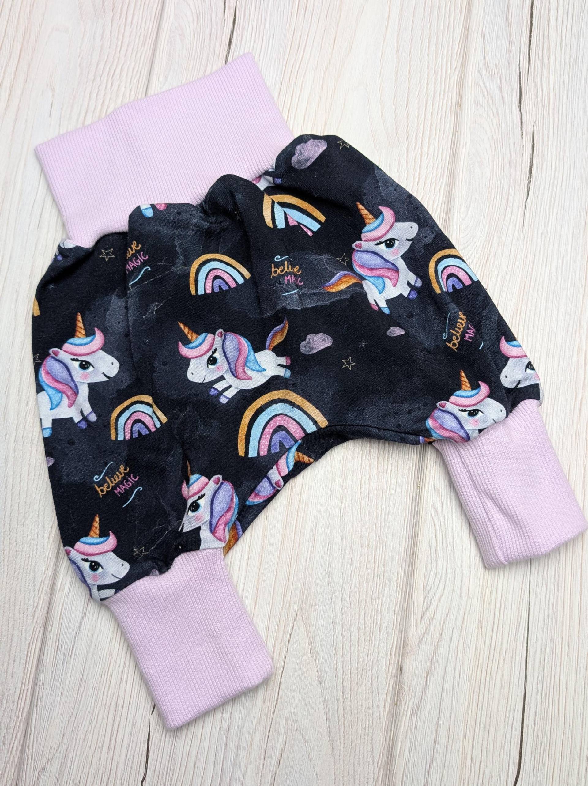 Pumphose Baby Gr. 44-92, Einhorn, Regenbogen, French Terry Hose Mädchen | Mitwachshose Handmade Kleidung von FadenTwist
