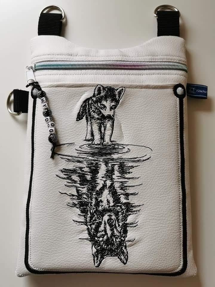 Handtasche H7 Spiegelbild Hund/Wolf Handtasche H7 Spiegelbild Hund/Wolf von FadenZauberDesign