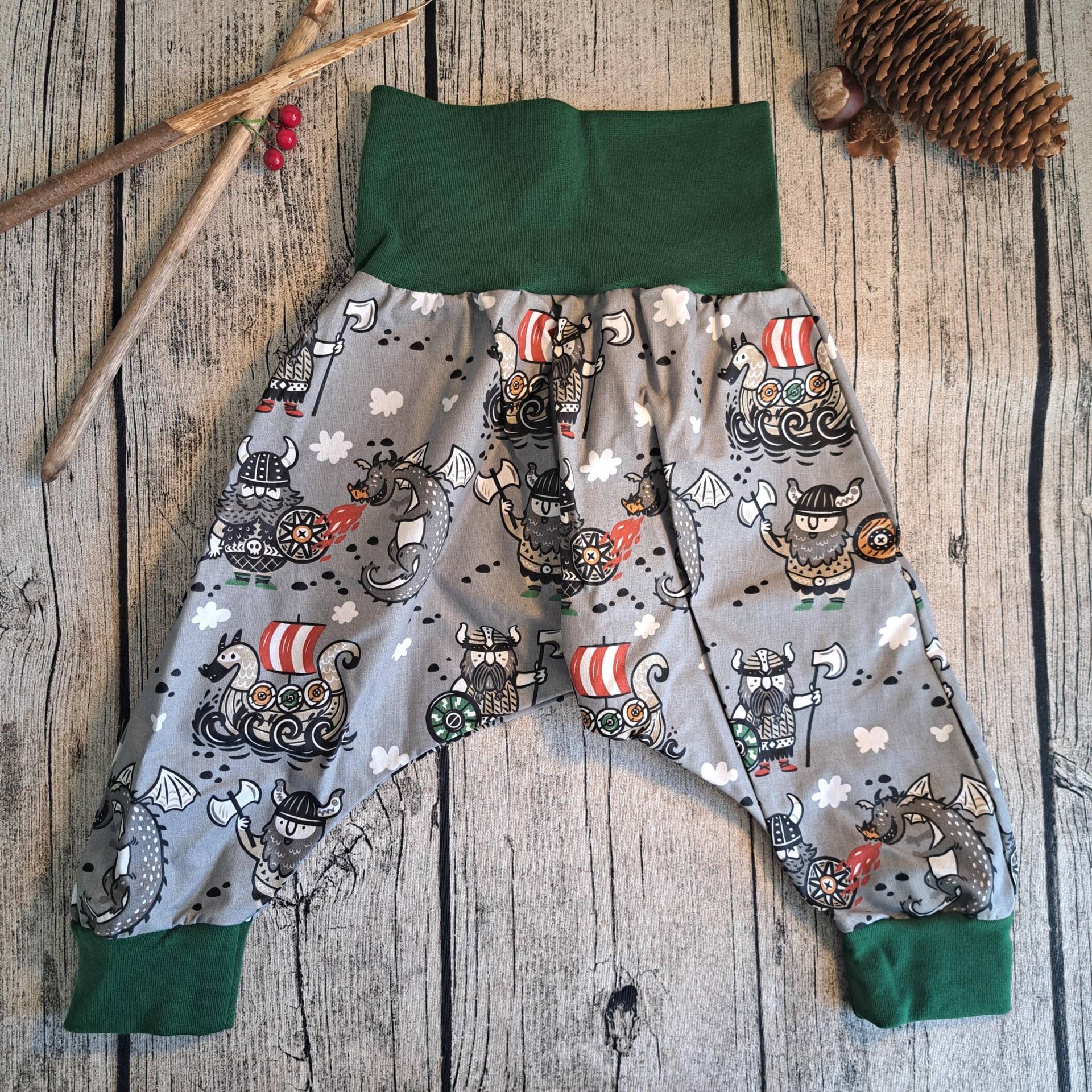 Baby Haremshose Größe 80 - Wikinger Baby Haremshose Größe 80 - Wikinger von Fadendurcheinander