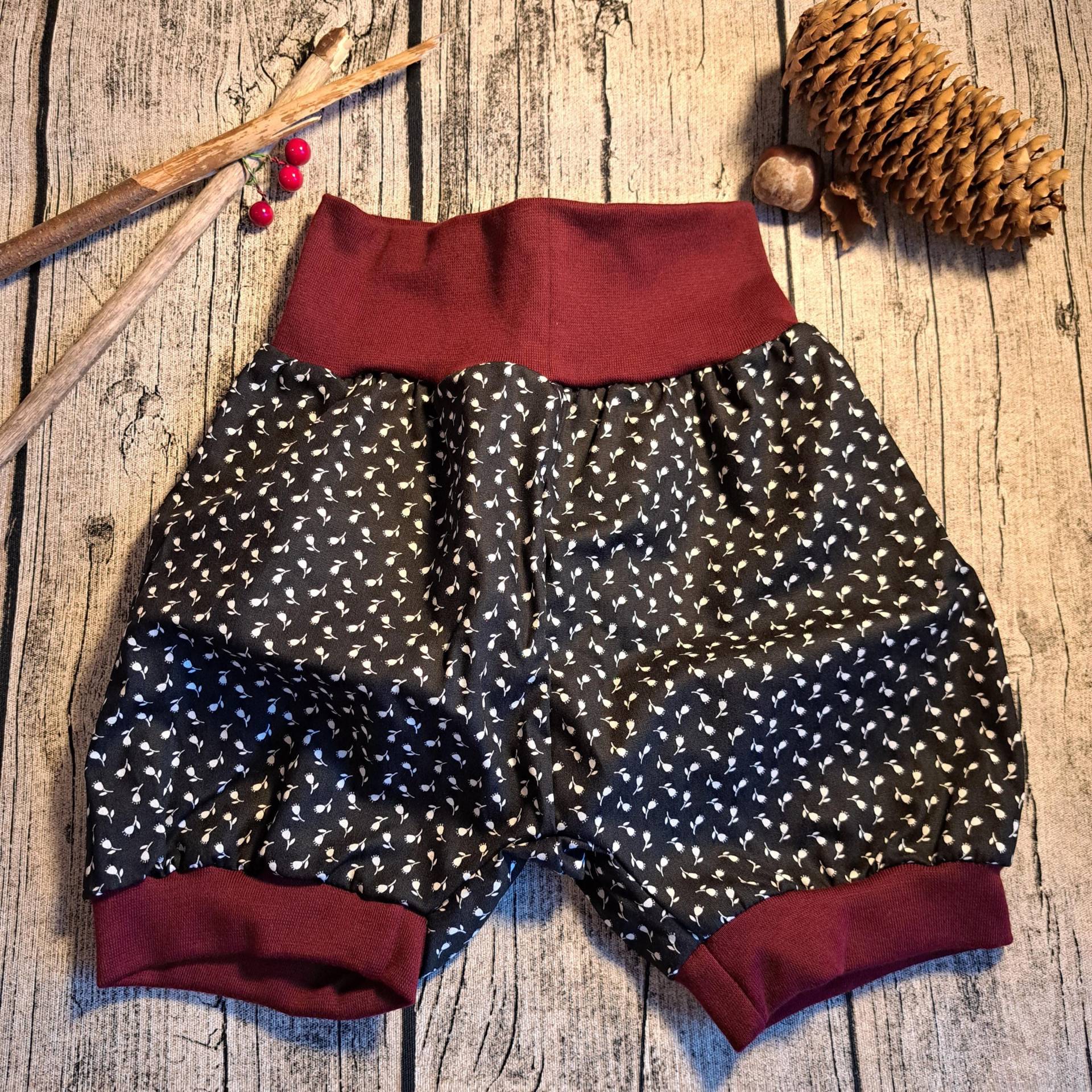 Kinder Pumphose Größe 104 - Tulpen | B-Ware Kinder Pumphose Größe 104 - Tulpen | B-Ware von Fadendurcheinander