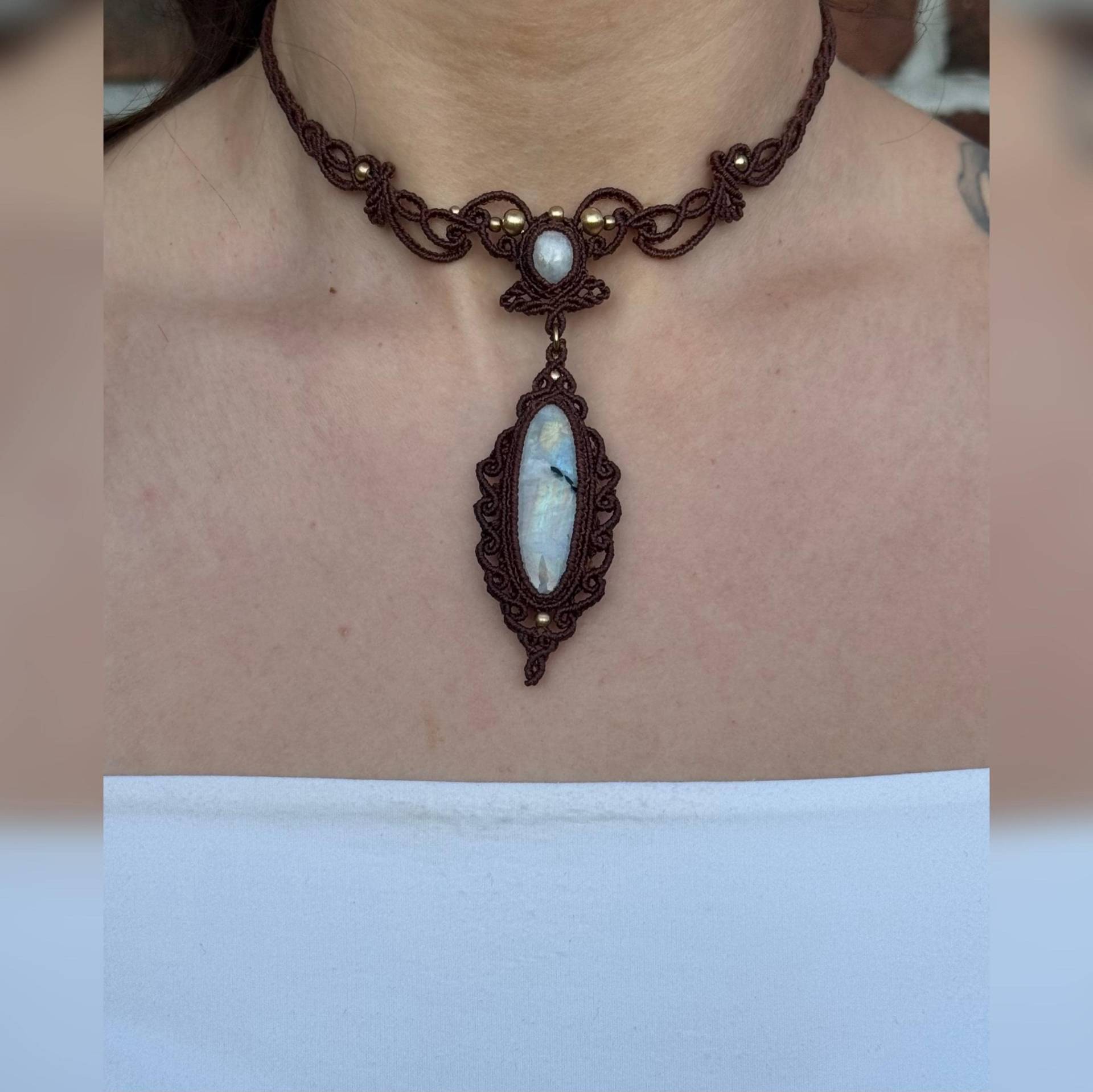 Makramee Handmade Halskette Mondstein Moonstone Makramee Handmade Halskette Mondstein Moonstone von Fadenfantasy