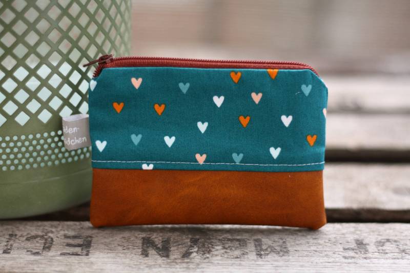Kleine Schlüsseltasche Herzchen Aus Kunstleder Und Baumwolle in Braun Petrol Mini-Geldbörse Schlüsseletui Schlüsseltäschchen von Fadenmaedchen