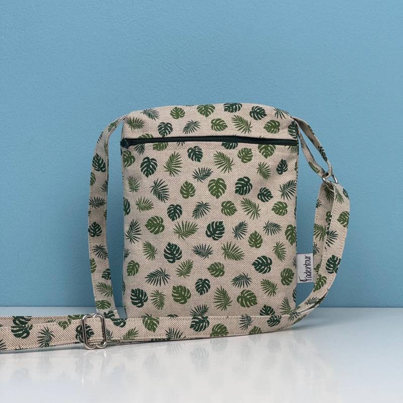Handytasche "Blätter" Zum Umhängen Handytasche "Blätter" Zum Umhängen von Fadentour