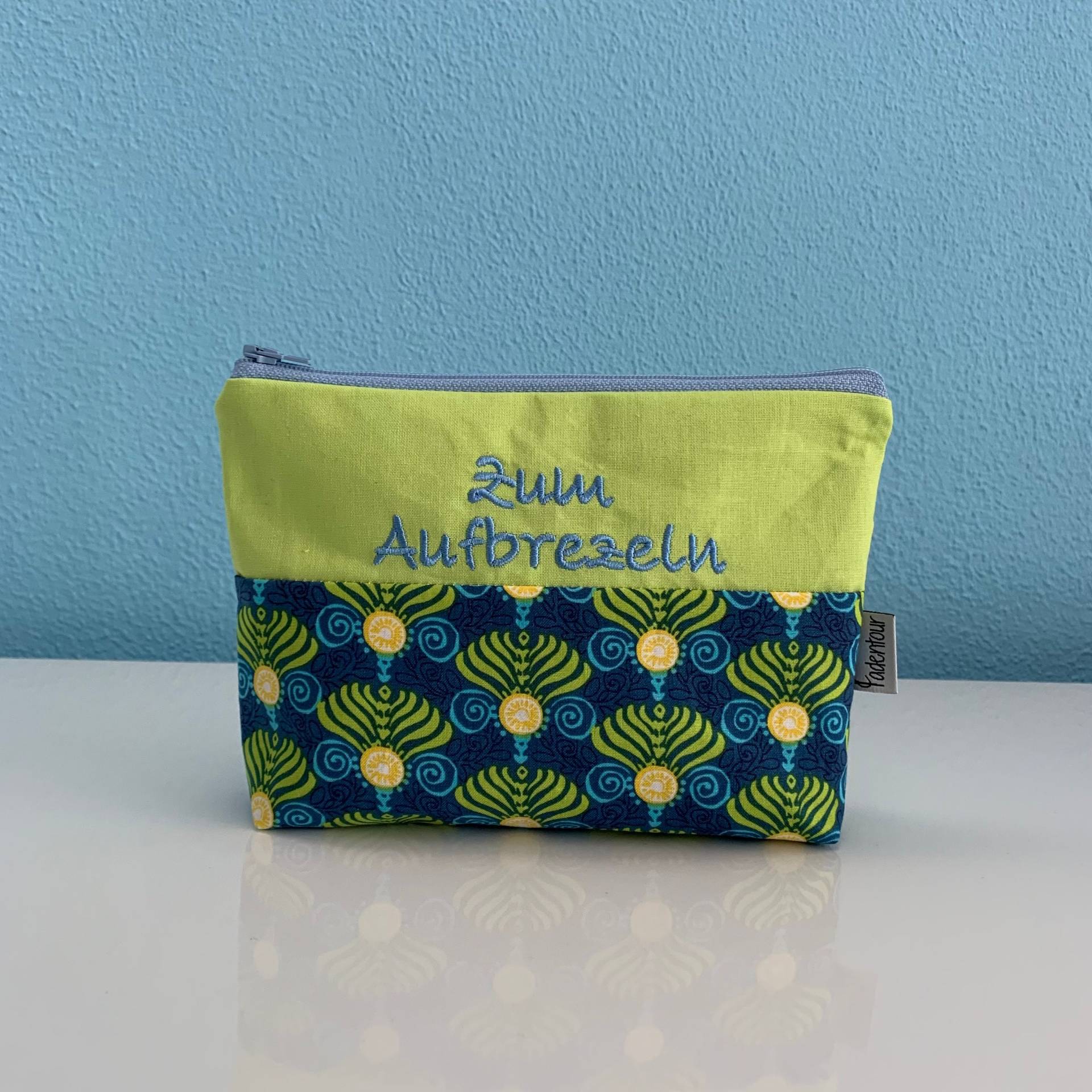 Schminktasche "Grün/Blau" Schminktasche "Grün/Blau" von Fadentour