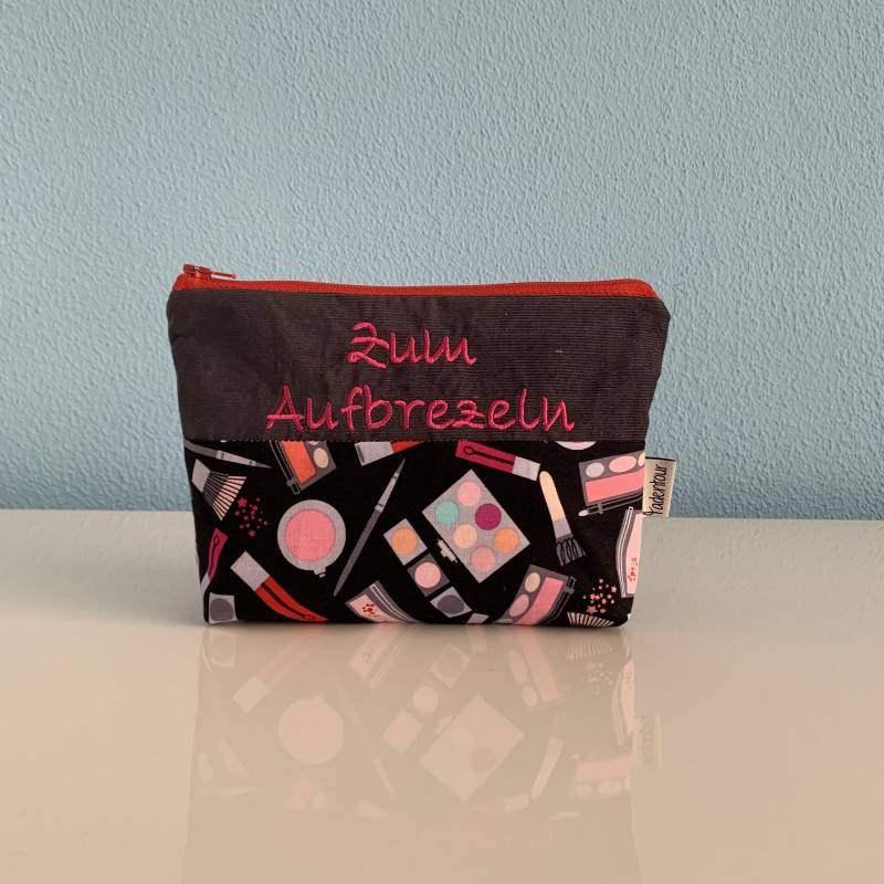 Schminktasche "Pinsel & Puder" Schminktasche "Pinsel & Puder" von Fadentour