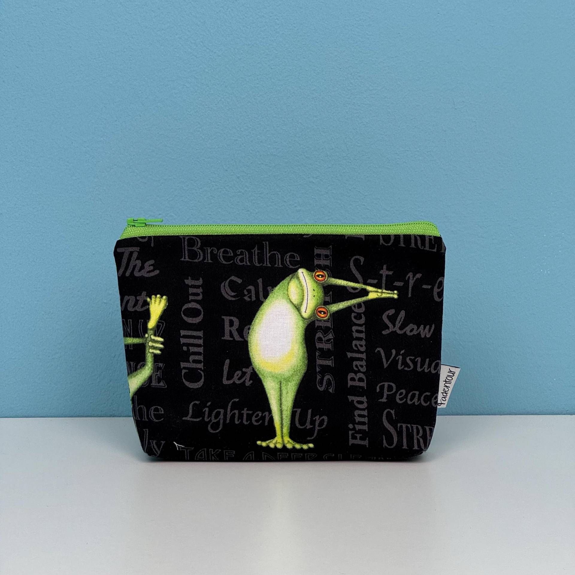 Täschchen "Chill Out" Mit Yoga Frosch von Fadentour