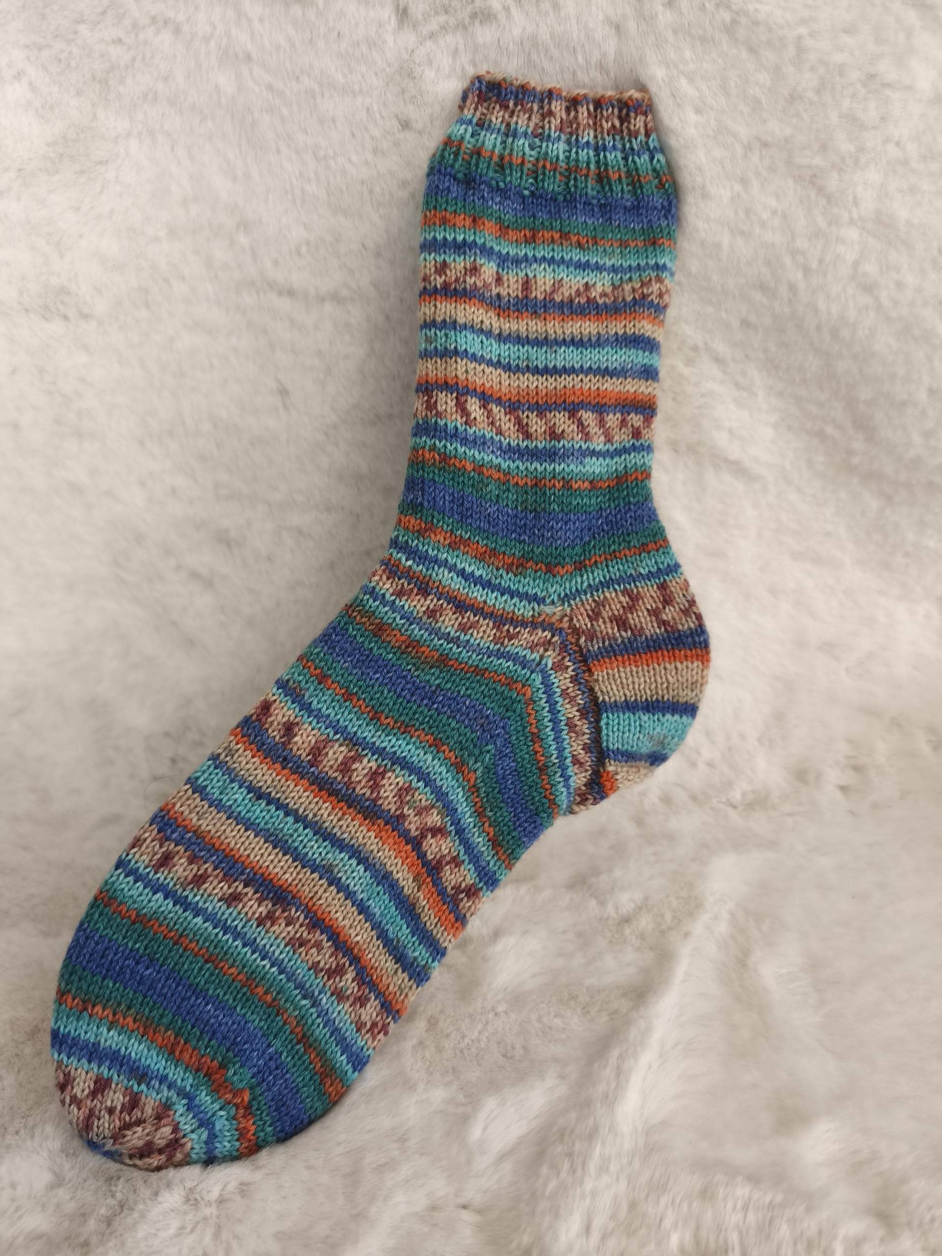 Socken Handgestrickt Bunt Größe 40-41 Damen Herren, Wollsocken, Grün-Blau Haussocken, Warm Handgemacht, Handgestrickte Haussocken von FadenundHolz