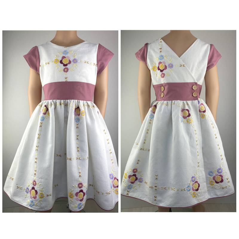 122/128 Kleid Upcycling Vintage Retro Drehkleid Sommerkleid Unikat Handstickerei von FadenzauberbyAntje