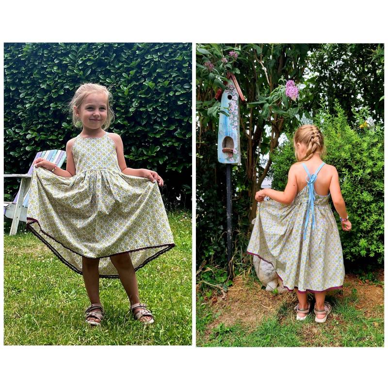 Kleid Sommerkleid Baumwollkleid Drehkleid Latzrock Latzkleid Blumen Grün von FadenzauberbyAntje