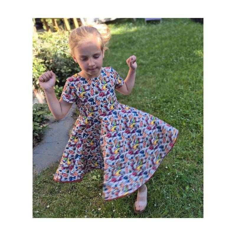 Sommerkleid Drehkleid Monster Dinos Dinosauerier Braun Oder Blau von FadenzauberbyAntje