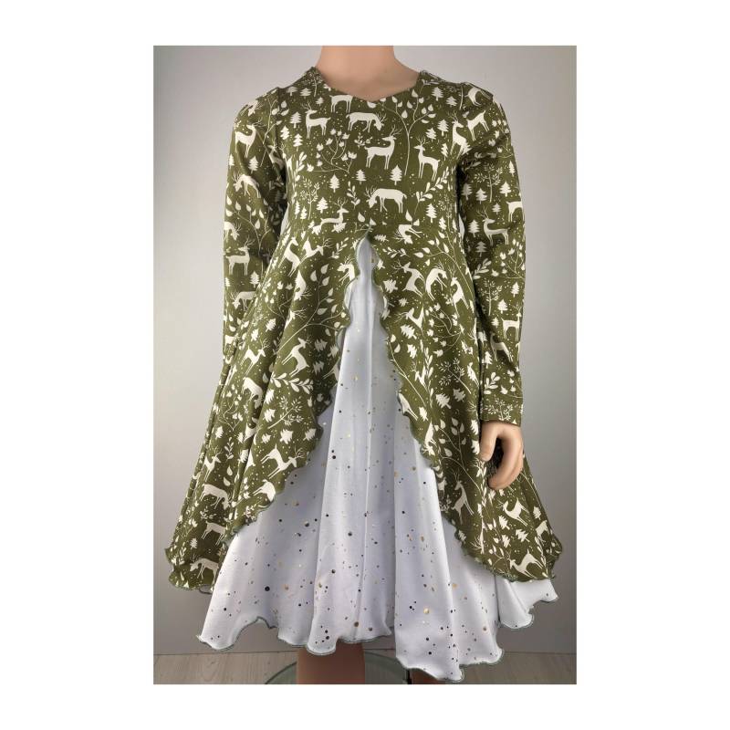 Weihnachtskleid in Grün Mit Doppelrock Und Rehen von FadenzauberbyAntje