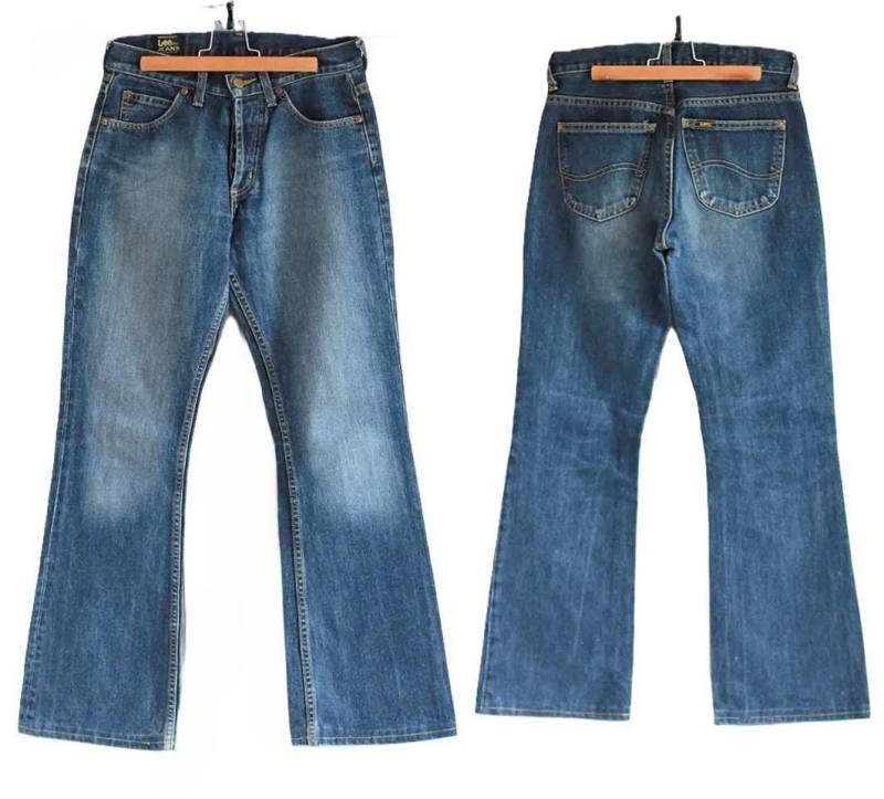 Vintage Lee Denim Blue Jeans Schlaghose Hose Größe W28 L30 von FadoVintageShop