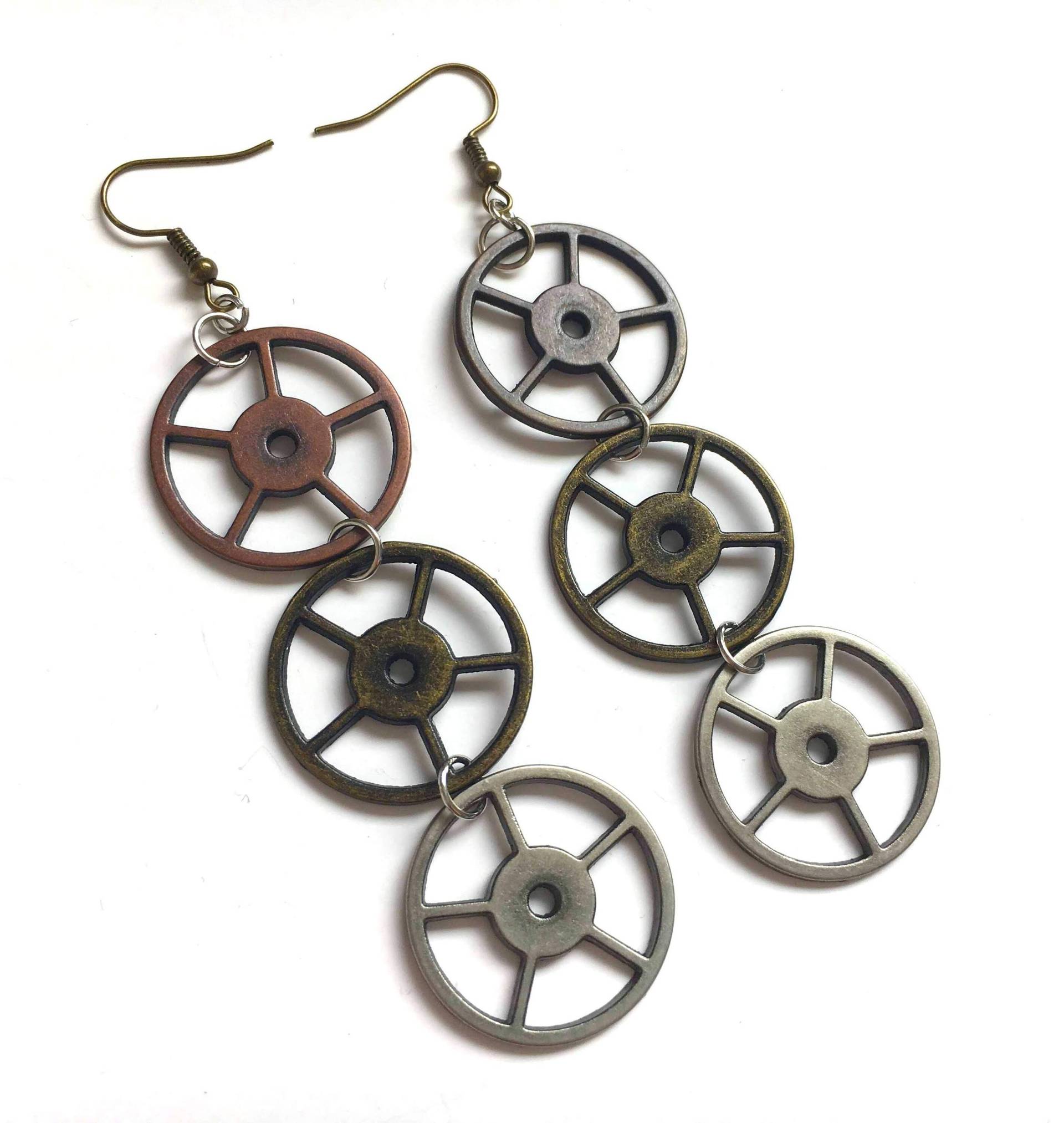 Verknüpfte Speichen Ohrringe Verknüpfte Speichen Ohrringe von FaeWyldFinds