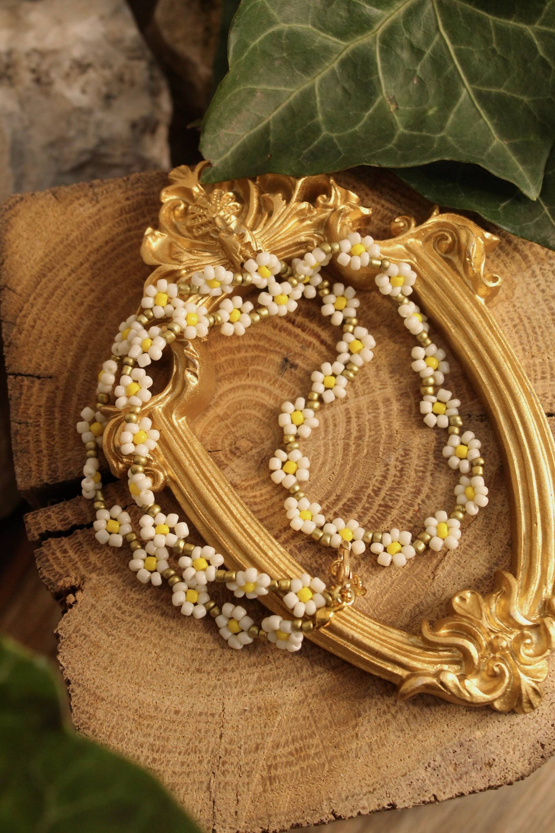Perlenkette Gänseblümchen Perlenkette Gänseblümchen von FaeriesJewel