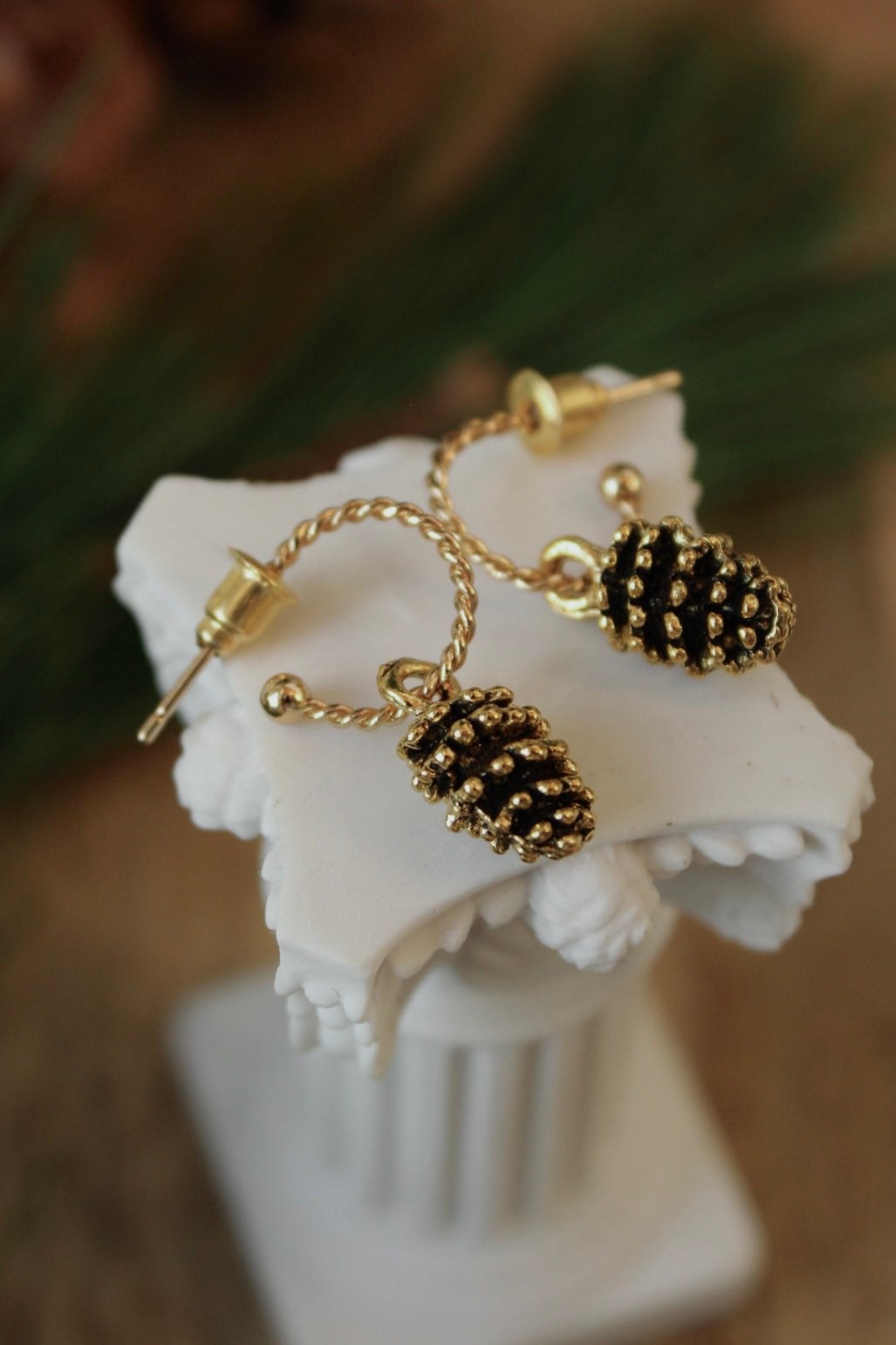 Tannenzapfen Ohrringe Gold Tannenzapfen Ohrringe Gold von FaeriesJewel