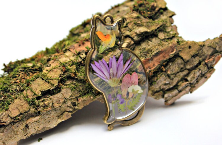 Katze Halskette Schmuck Blume Für Frauen Eco Harz Weihnachtsgeschenke Geschenke Tier-Liebhaber-Geschenk Katze Halskette Schmuck Blume Für Frauen Eco Harz Weihnachtsgeschenke Geschenke Tier-Liebhaber-Geschenk von FafirochkaStudio