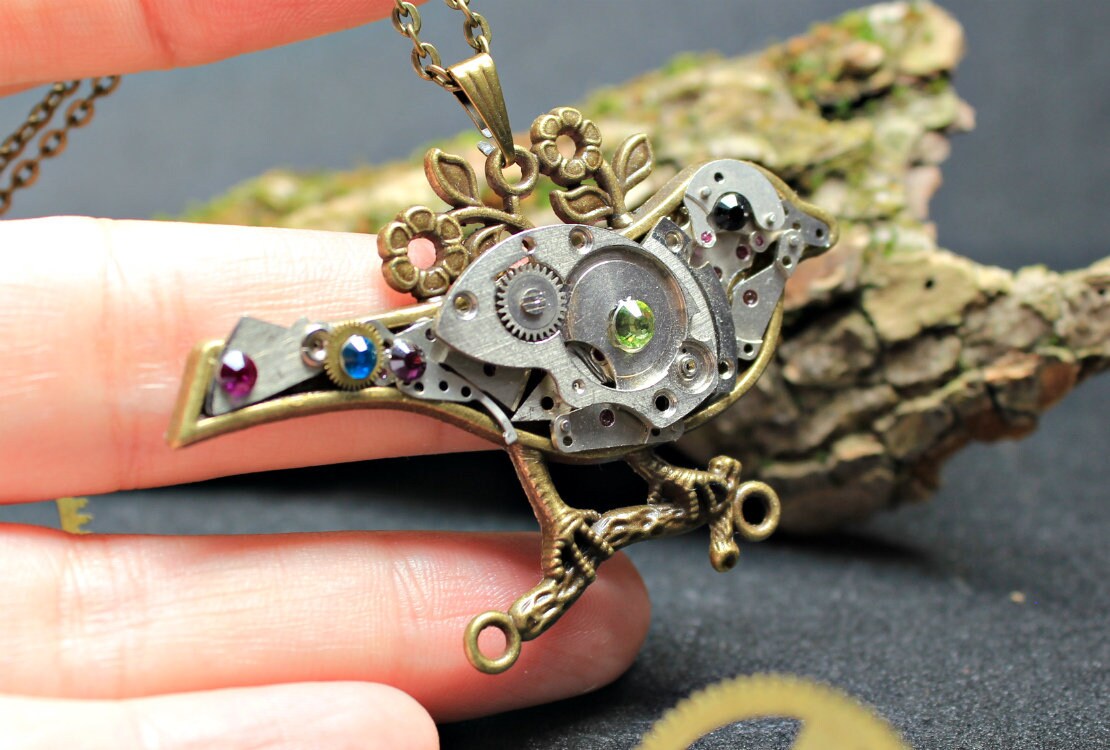Steampunk Vogel Anhänger Industrial Messing Cosplay Schmuck Retro Stil Gothic Uhrwerk Viktorianisch Steampunk Vogel Anhänger Industrial Messing Cosplay Schmuck Retro Stil Gothic Uhrwerk Viktorianisch von FafirochkaStudio