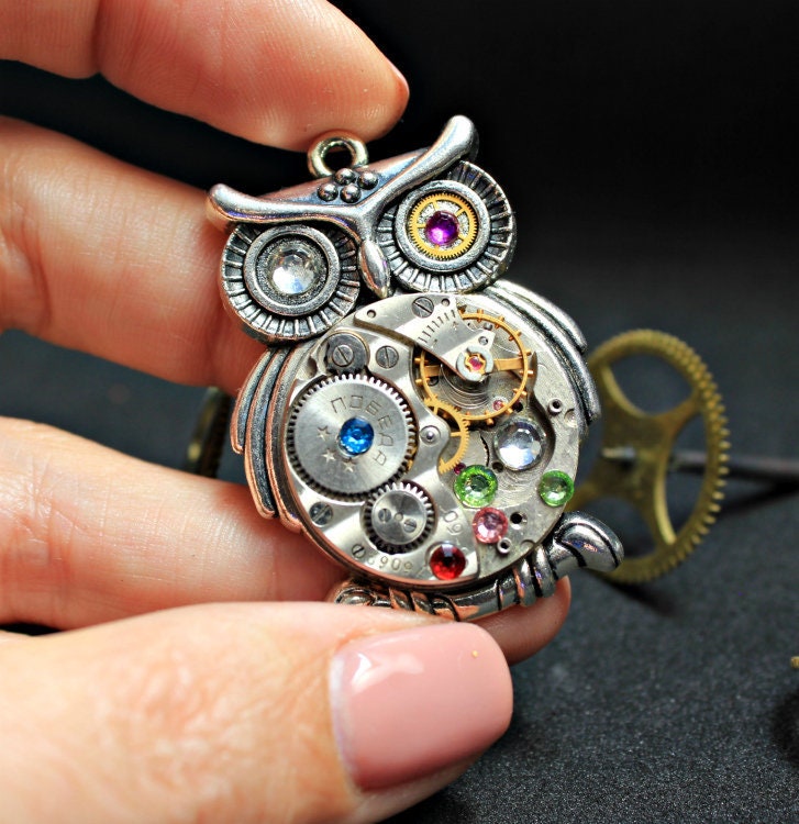 steampunk Eule Vintage Uhr Uhrface Anhänger Uhrmechanik Halskette Schmuck Resin Und Zahnräder Uhrwerk steampunk Eule Vintage Uhr Uhrface Anhänger Uhrmechanik Halskette Schmuck Resin Und Zahnräder Uhrwerk von FafirochkaStudio
