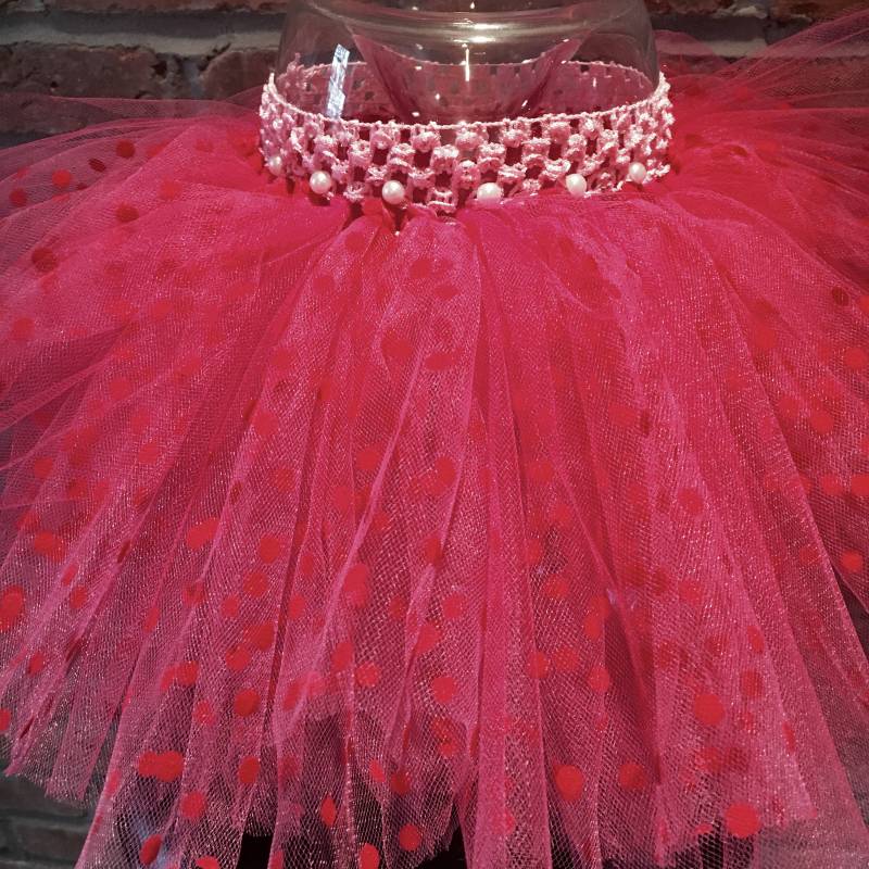 Heiße Rosa Gepunkteten Tutu, Perlmuttknöpfe, Prinzessin Mädchen Baby Neugeborene Ersten Geburtstag Tutu von FairieBelle
