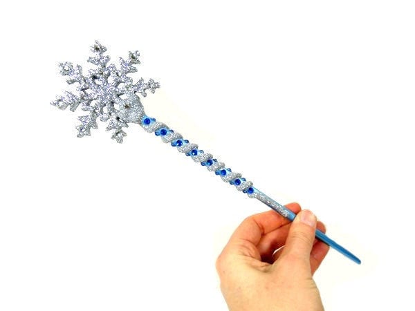 30 cm Silber Schneeflocke Blau Gefrorenes Eis Prinzessin Zauberstab Feenstab Hexenstab Cosplay Party 30 cm Silber Schneeflocke Blau Gefrorenes Eis Prinzessin Zauberstab Feenstab Hexenstab Cosplay Party von FairyMeShop