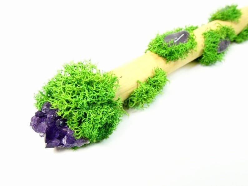 Amethyst Treibholz Zauberstab 11 Zoll Natur Moos Fee Edelstein Amethyst Treibholz Zauberstab 11 Zoll Natur Moos Fee Edelstein von FairyMeShop