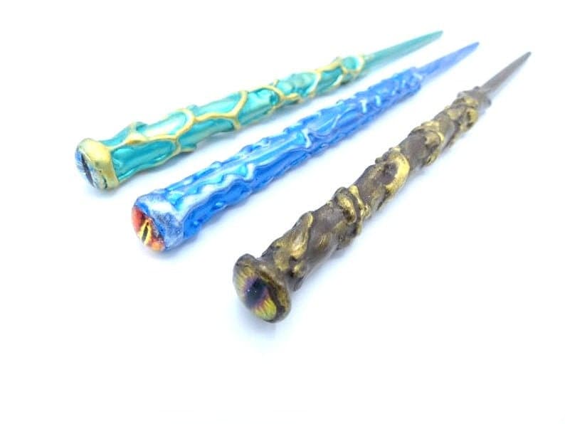 Drachenstab Warlock Zauberstab Larp Fee Hexen Edelstein Wand Nr 3 Drachenstab Warlock Zauberstab Larp Fee Hexen Edelstein Wand Nr 3 von FairyMeShop