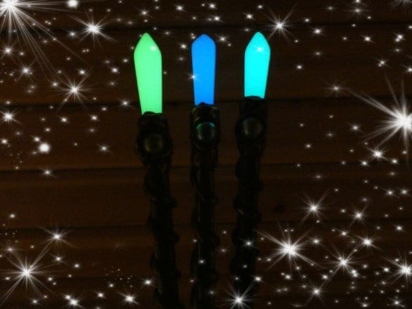 Glow in The Dark Zauberstab 11 Zoll Glowing Magic Wand Fairy Hexen Cosplay Party Glow in The Dark Zauberstab 11 Zoll Glowing Magic Wand Fairy Hexen Cosplay Party von FairyMeShop