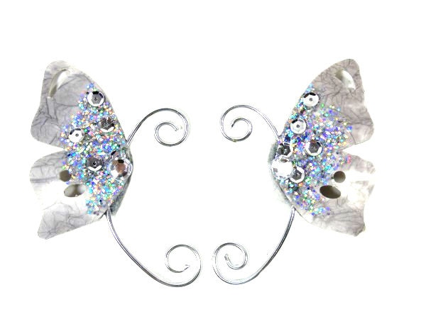 Silbergraue Feen Ohrmanschetten Earwings Ohrflügel Feenflügel Kostüm Flügel Silber Glitzer Cosplay Nr 6 Silbergraue Feen Ohrmanschetten Earwings Ohrflügel Feenflügel Kostüm Flügel Silber Glitzer Cosplay Nr 6 von FairyMeShop