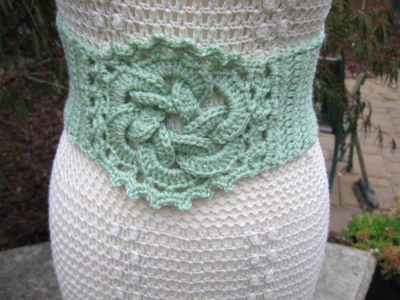 Gehäkelter Mint Farbener Gürtel, Einzigartiges Boho Accessoire, Elegantes Kleidungsaccessoire von FairyTaleNightmares